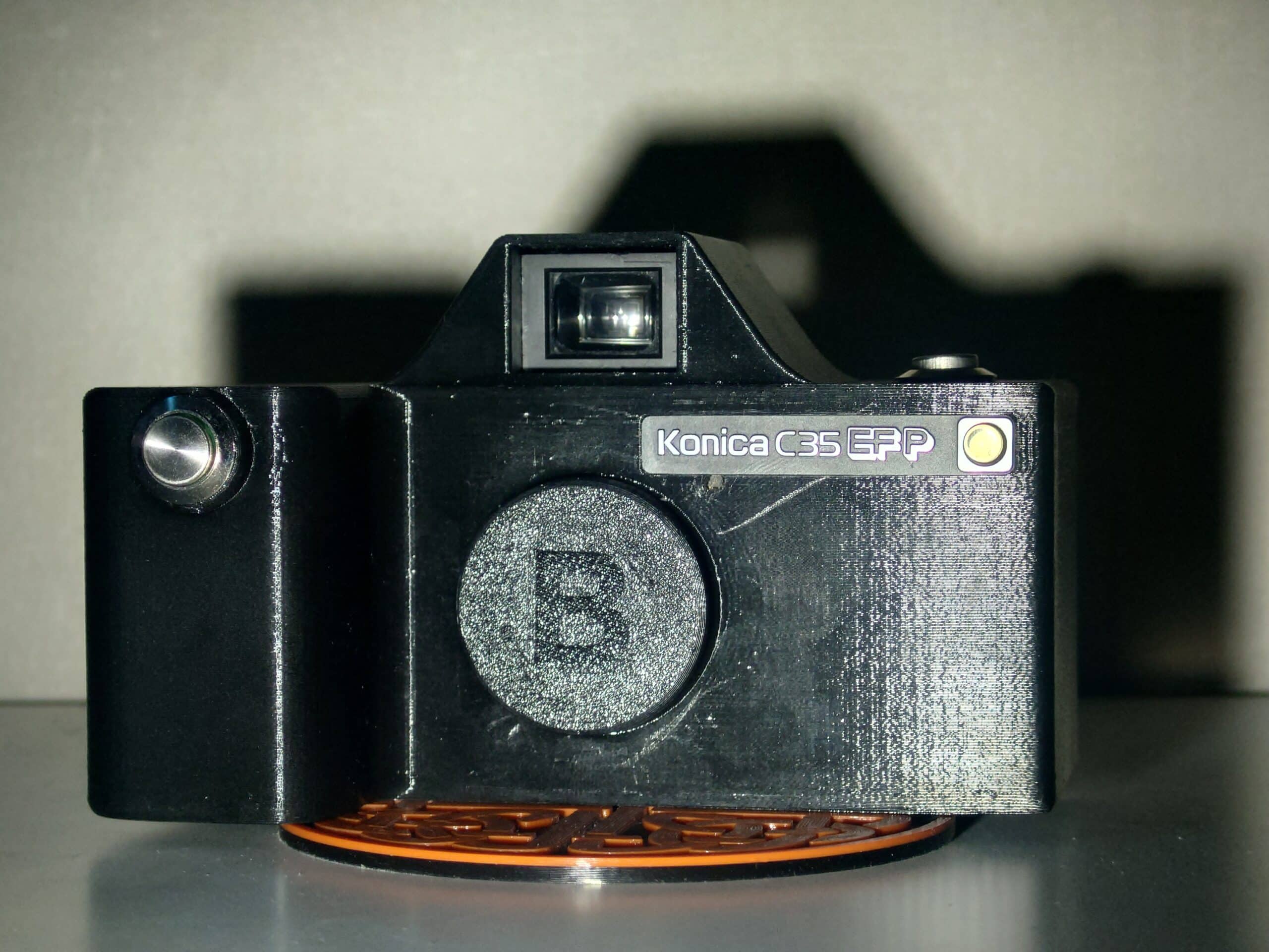 Front-view of a home-made handheld camera