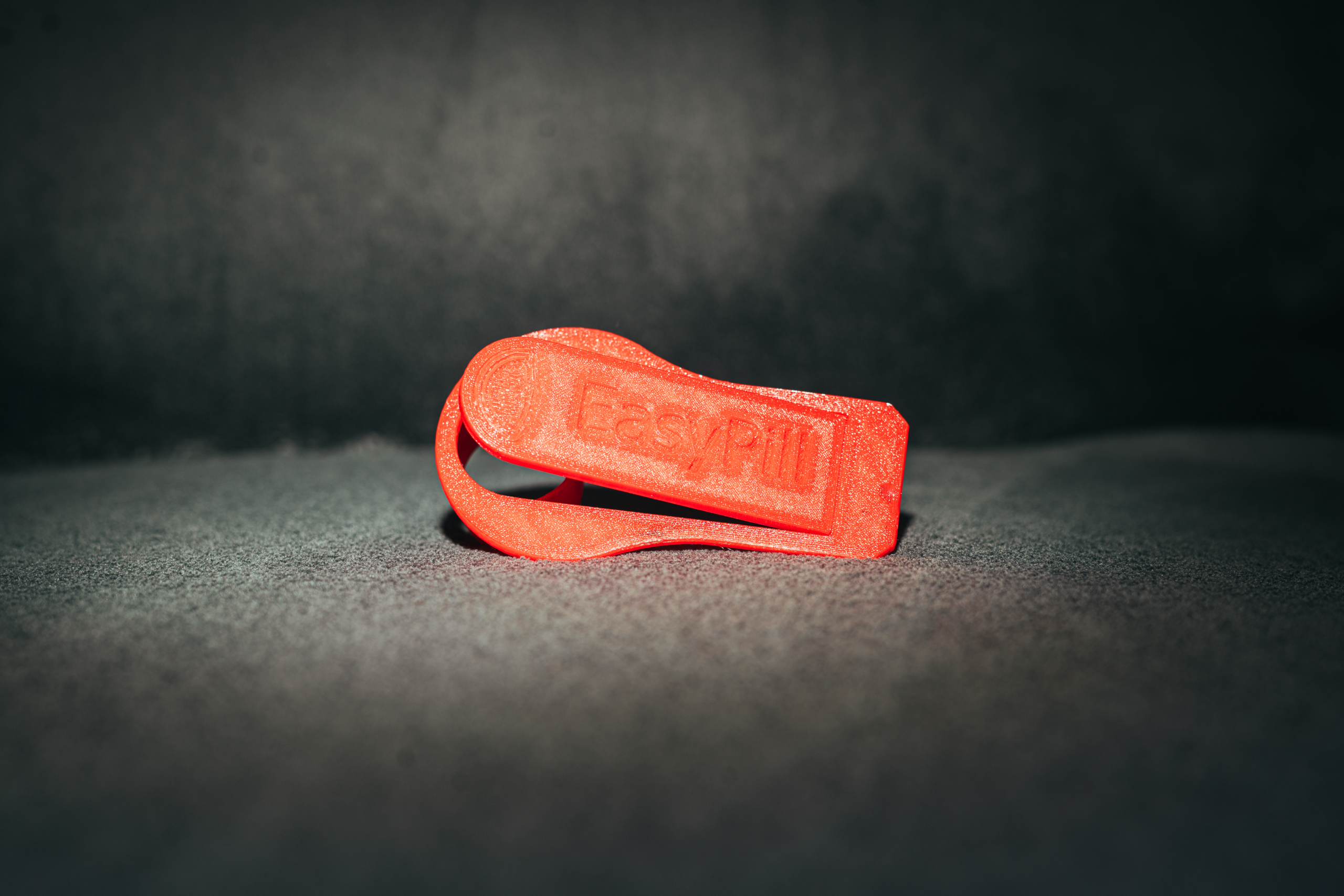 A 3D-printed pill extractor